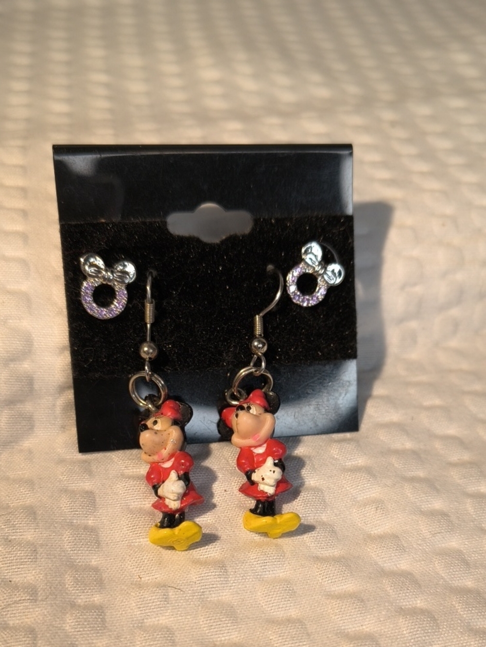 2 Pairs Girls Red Minnie Mouse Charm Dangle Earrings & Studs